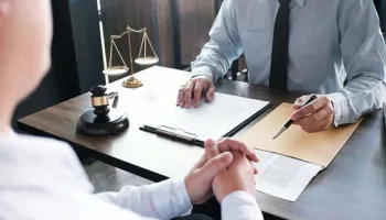 أهمية استخدام مكاتب محاماة في مصر لحماية حقوقك